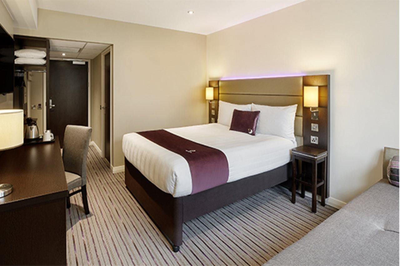 Premier Inn Tring Εξωτερικό φωτογραφία
