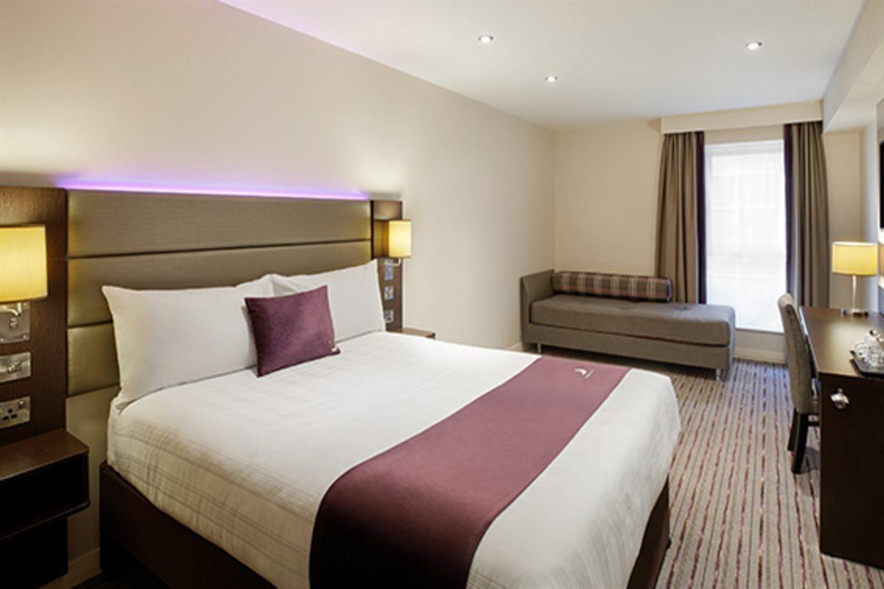 Premier Inn Tring Εξωτερικό φωτογραφία